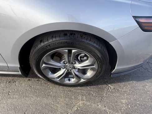 Used 2024 Honda Accord EX image 16