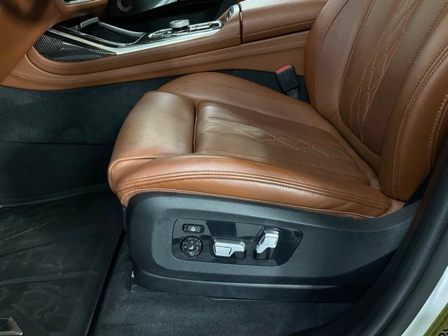 Used 2023 BMW X7 M60i w/ Executive Package AWD/4WD image 31