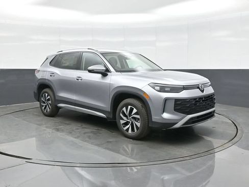 New 2026 Volkswagen Tiguan S AWD/4WD image 1