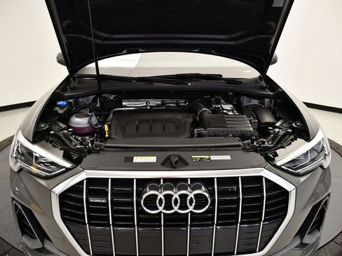 Used 2025 Audi Q3 2.0T Premium w/ Convenience Package image 12
