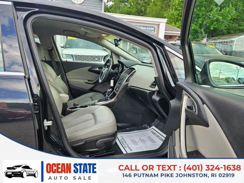 Used 2014 Buick Verano FWD image 12