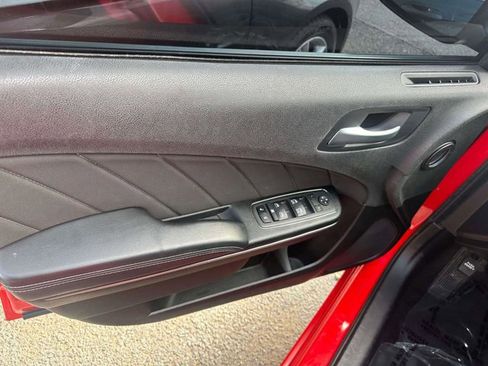Used 2022 Dodge Charger SXT image 16