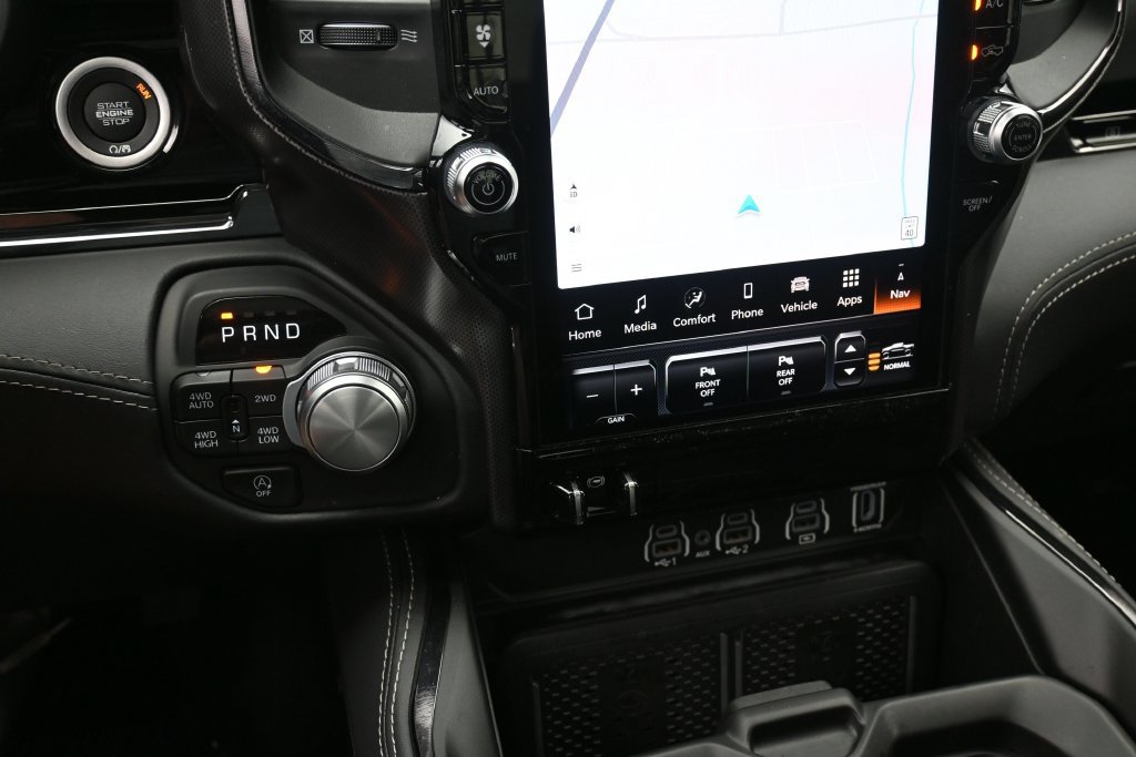 Used 2025 RAM 1500 Limited AWD/4WD image 18