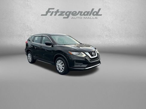Used 2017 Nissan Rogue S AWD/4WD image 1