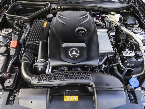 Used 2019 Mercedes-Benz SLC 300 image 21