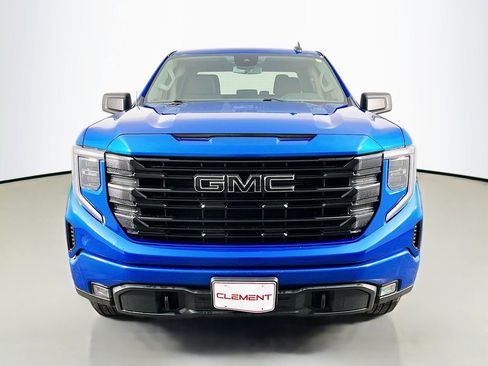Used 2023 GMC Sierra 1500 Elevation AWD/4WD image 3