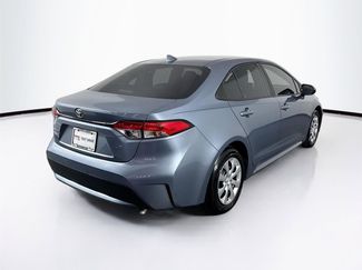 Used 2020 Toyota Corolla LE video 2