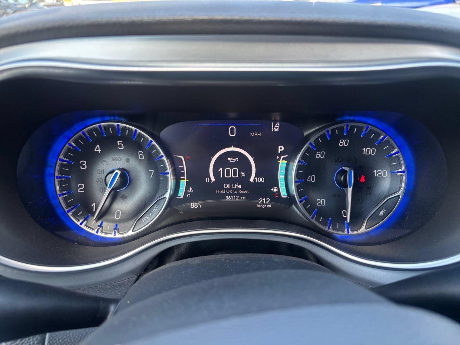 Used 2025 Chrysler Pacifica Limited FWD image 44