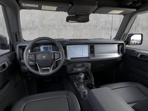 New 2025 Ford Bronco Badlands image 9