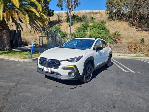 Certified 2024 Subaru Crosstrek 2.5i Sport w/ Crosstrek Mirror Package AWD/4WD image 3