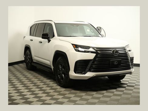 Certified 2025 Lexus LX 700h Overtrail AWD/4WD image 1