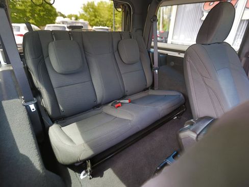 Used 2021 Jeep Wrangler Sport AWD/4WD image 15