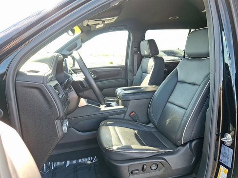 Certified 2024 GMC Yukon XL SLT image 14