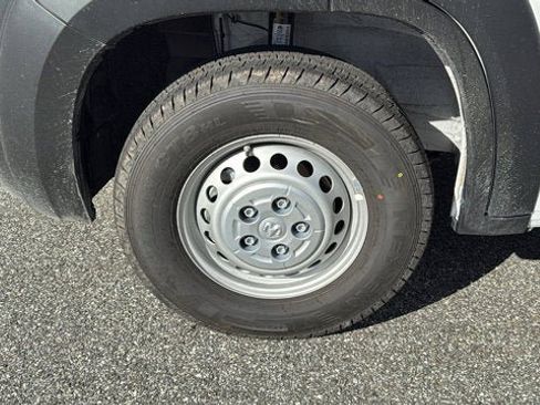 New 2026 RAM ProMaster 2500 w/ Convenience Group image 5