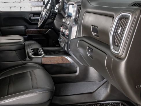 Used 2023 GMC Sierra 3500 Denali w/ Denali Ultimate Package image 12