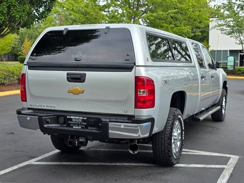 Used 2013 Chevrolet Silverado 3500 LT w/ Interior Plus Package AWD/4WD image 8