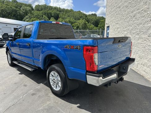 Used 2020 Ford F250 XL w/ STX Appearance Package AWD/4WD image 5
