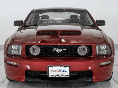 Used 2008 Ford Mustang GT RWD image 3