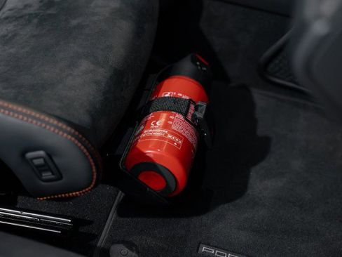 Used 2016 Porsche 911 GT3 RS image 28