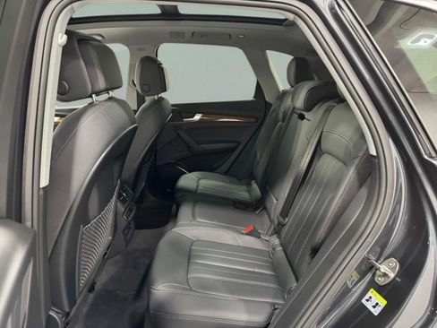 Used 2024 Audi Q5 2.0T Premium image 10