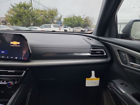 New 2026 Chevrolet Traverse LT w/ Sun and Wheel Package image 33