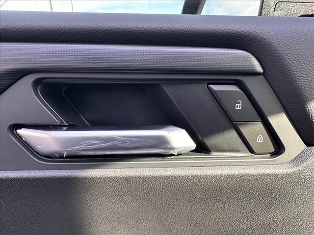 New 2026 GMC Acadia Elevation w/ Black Edition FWD image 25