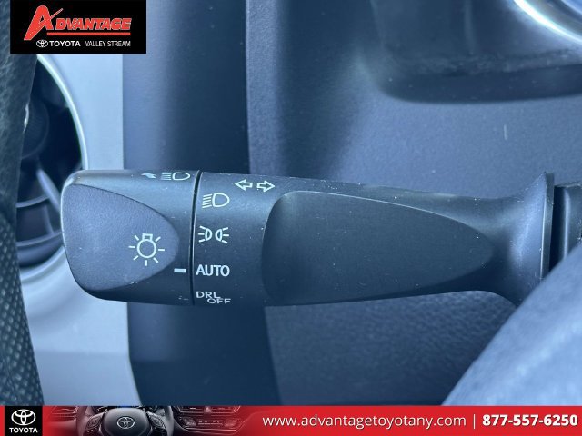 Used 2018 Toyota Corolla LE FWD image 24