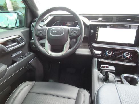 Used 2026 GMC Sierra 1500 Denali AWD/4WD image 15