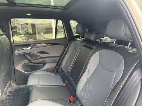 New 2026 Volkswagen Tiguan SE R-Line image 14