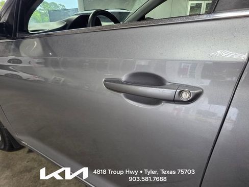 Used 2021 Hyundai Accent SEL FWD image 7