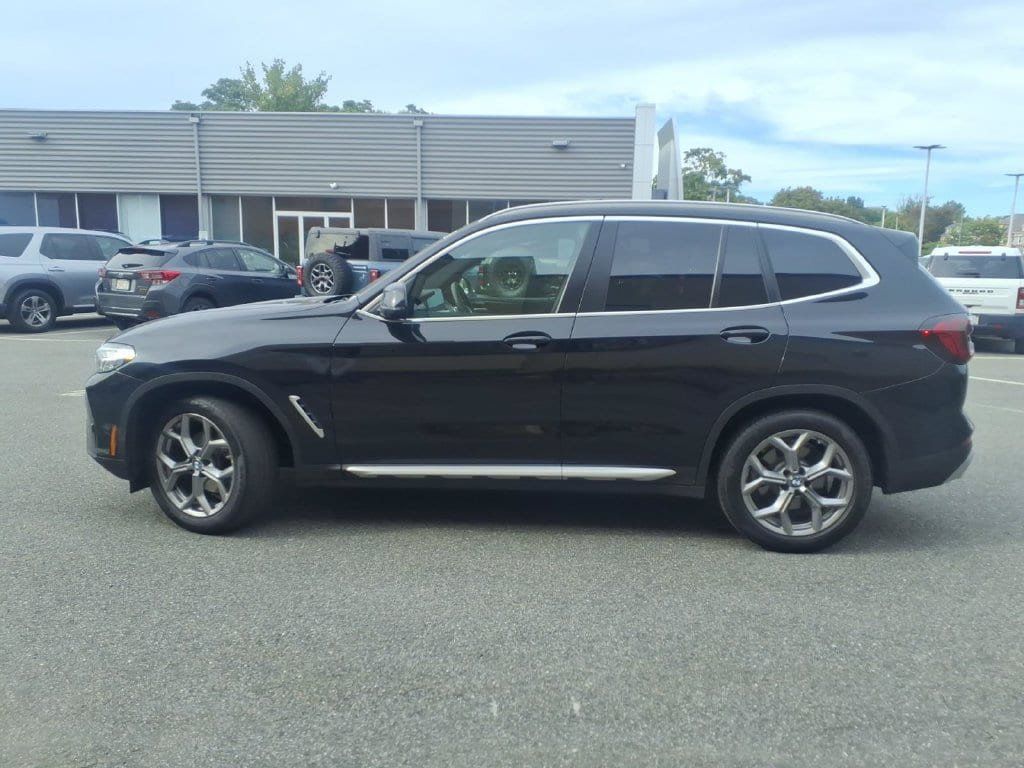 Used 2024 BMW X3 xDrive30i w/ Premium Package AWD/4WD image 9
