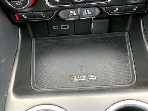 Used 2021 Chevrolet Tahoe Z71 w/ Z71 Signature Package image 69