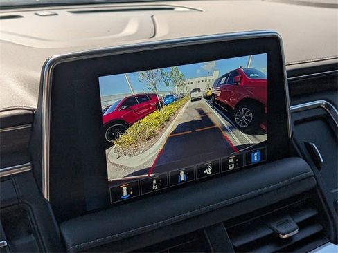 Certified 2023 Chevrolet Tahoe Z71 w/ Luxury Package image 22