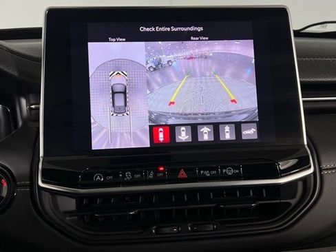 Used 2023 Jeep Compass High Altitude w/ Driver Assist Group I image 21