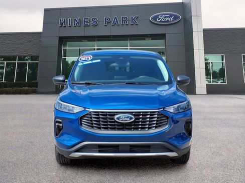 Used 2023 Ford Escape Active AWD/4WD image 2