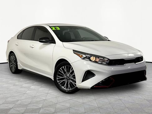 Used 2023 Kia Forte GT-Line w/ GT-Line Premium Package FWD image 3