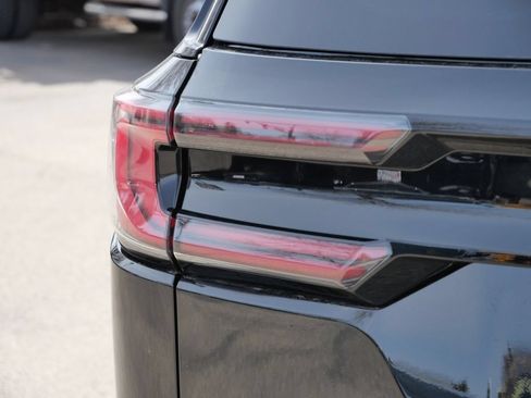 New 2026 GMC Acadia Elevation w/ Black Edition AWD/4WD image 11