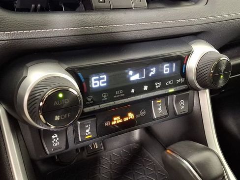 Used 2023 Toyota RAV4 XLE Premium AWD/4WD image 18