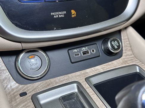 Used 2023 Nissan Murano SL w/ SL Moonroof Package image 39