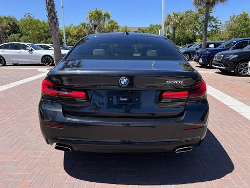 Used 2023 BMW 530i w/ Premium Package RWD image 9