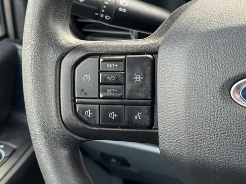 Used 2023 Ford F550 2WD Crew Cab Super Duty image 24