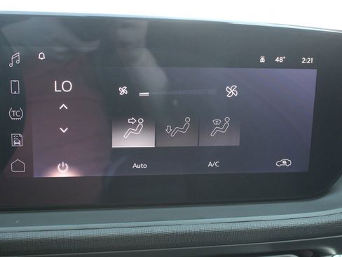 Used 2024 Buick Envista Preferred w/ Convenience I Package image 35