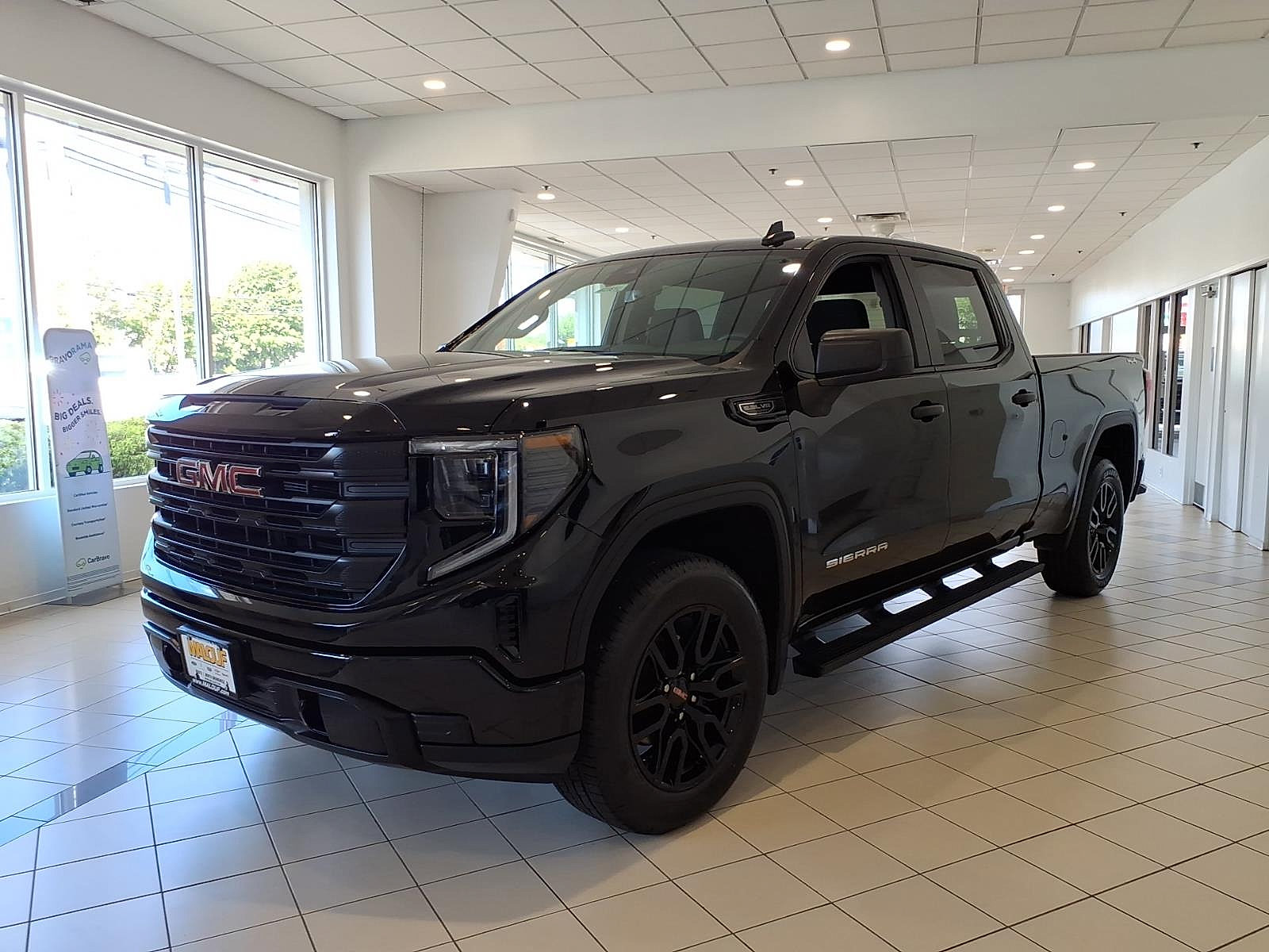 Used 2026 GMC Sierra 1500 Pro w/ Graphite Edition AWD/4WD image 3