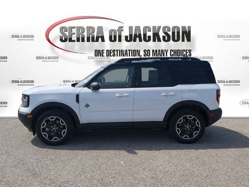 Used 2025 Ford Bronco Sport Outer Banks AWD/4WD image 6