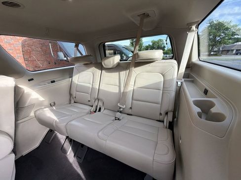 Used 2019 Lincoln Navigator L Reserve AWD/4WD image 27