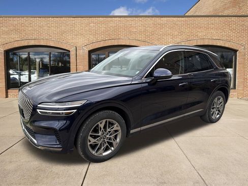 Used 2025 Genesis GV70 2.5T image 8