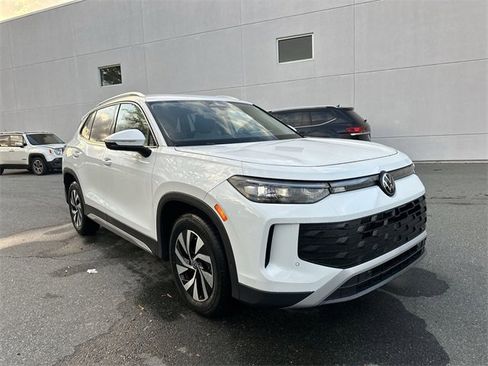 New 2025 Volkswagen Tiguan S image 7