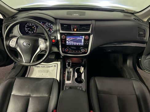 Certified 2018 Nissan Altima 2.5 SL w/ 2.5 SL Technology Package image 10