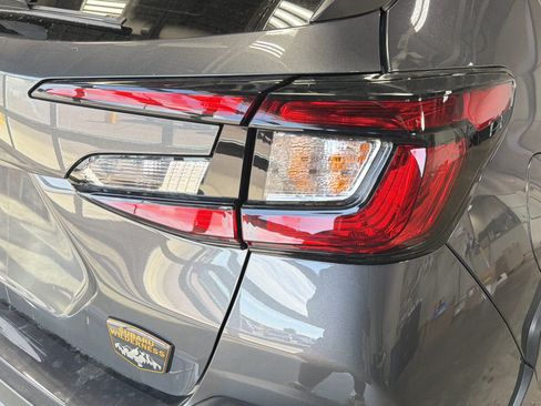 Certified 2024 Subaru Crosstrek 2.5i Wilderness w/ Crosstrek Mirror Package AWD/4WD image 17