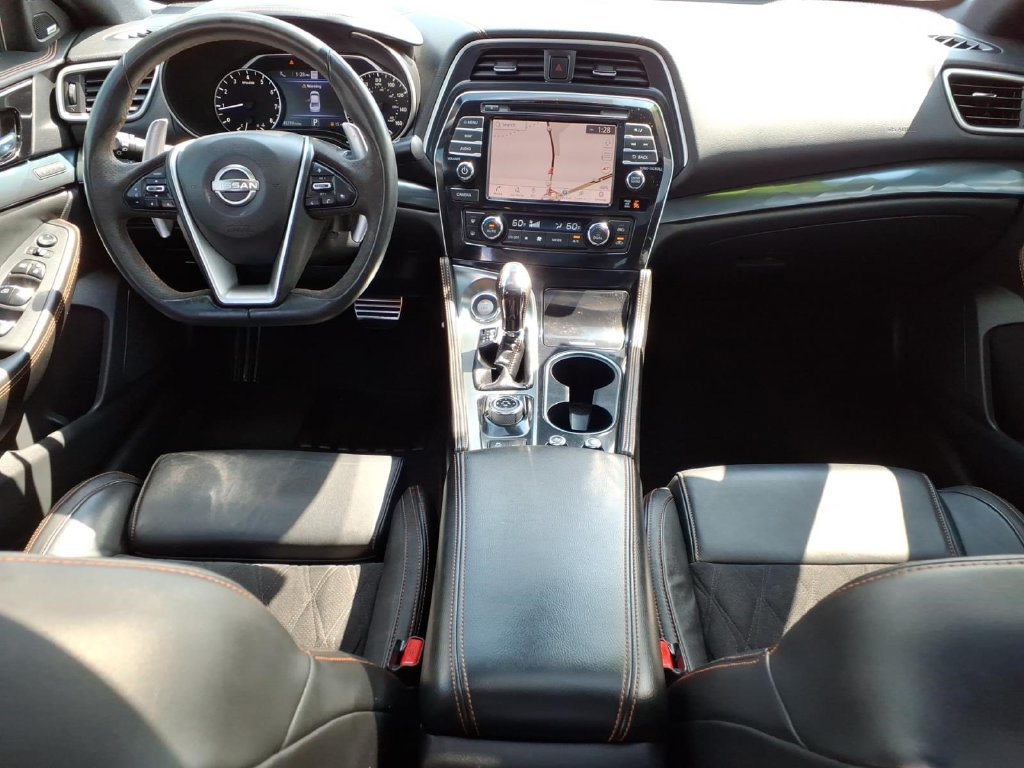 Used 2023 Nissan Maxima SR w/ Sport Mat Group FWD image 14
